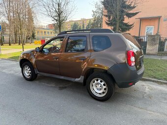 Dacia Duster 1.6 benzín 77kW rok 2011 jen 129tkm - 9