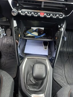 Prodám Peugot 2008 1,5 hdi - 9
