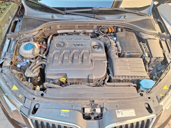 Skoda octavia 3 combi 2L tdi 110KW - 9