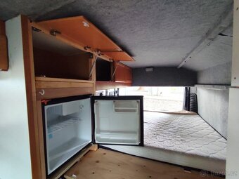 Obytný Peugeot Boxer L3H2, klima, tažné, 3 místa - 9