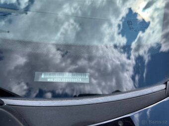 Opel Corsa 1.4 , 64kW (2011) – edice 111 let Opel - 9
