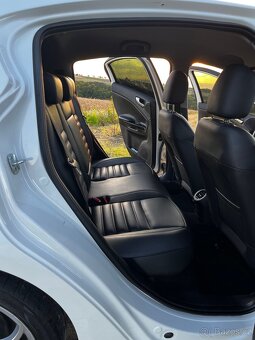Alfa Romeo Giulietta 1.4 88kW/120k - 9