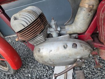 Jawa 350/360 panelka s doklady - 9