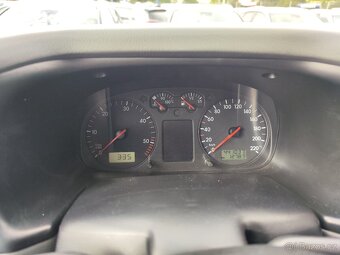 Volkswagen Multivan T4 2.5 TDi 111kW Atlantis - 9