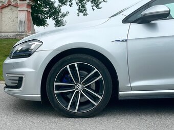 VW Golf GTE - 9