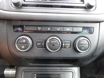 WV Tiguan 2,0 TDi 4x4 R-LINE r.v.2015 (110 kw) serviska - 9