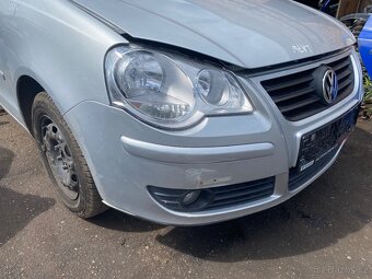 VW Polo,barva LA7W r.v.-2006 - 9