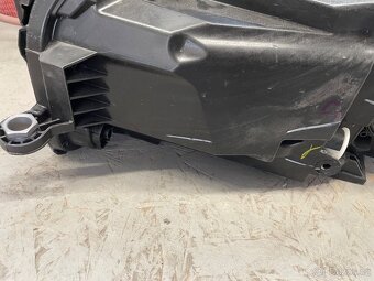 Přední světlomet GLE W167 - 9