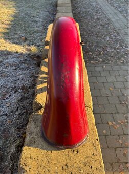 Jawa ČZ 250 350 kývačka - přední blatník - 9