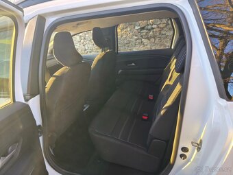 Dacia Jogger 1.0 TCe, 7 míst, 7.394 km - 9