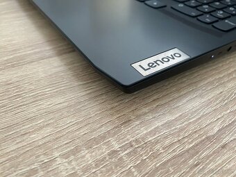 Lenovo IdeaPad Gaming 3 - 9
