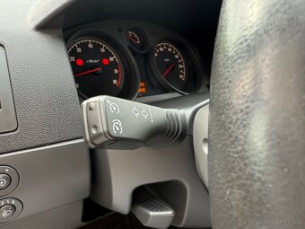 Opel Astra Caravan - kombi,1.6 benzin,85kw,2010 - 9