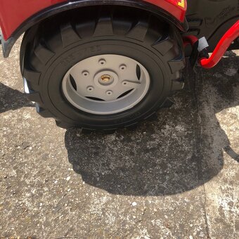 Šlapací traktor Rolly Toys X-Truck s radlicí a cisternou - 9