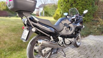SUZUKI GSX 750 F - 9