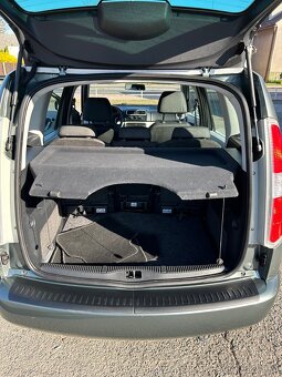 ŠKODA ROOMSTER 1. 4 MPI SERVISNÍ KNIHA - 9