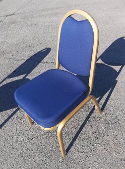 300x stohovatelné konferenční židle - 9