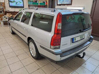 Volvo V70 2.4 LPG SUMMUM - 9