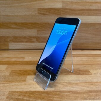 iPhone SE 2020 64GB, bílý (12 měsíců záruka) - 9