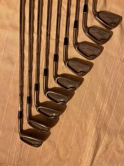 Golfove hole s pouzdrem a vozikem - 9
