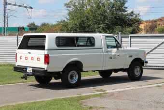 1990 Ford F250 4WD 302 V8, velmi pěkný orig. stav, DPH - 9