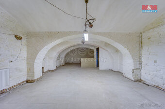 Pronájem restaurace, stravování, 184 m², Plzeň, ul. Kollárov - 9