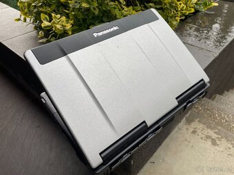 odolný, vojenský notebook PANASONIC CF-53 - 17h baterie - 9