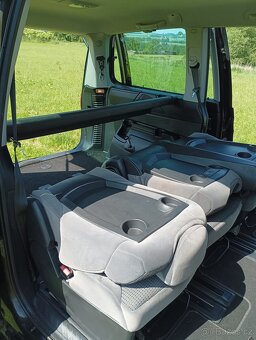 Peugeot 807 - 9