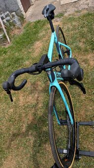 Bianchi Oltre Race 105 Celeste 55 - 9