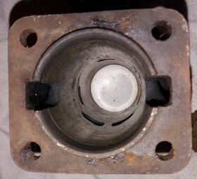 JAWA ROBOT - VÁLEC - 9