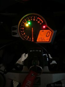 Honda CBR 1000RR 2009 repsol - 9