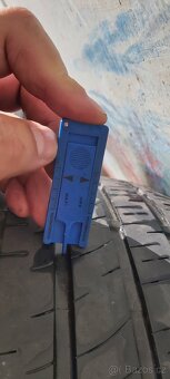 Alu kola 5x100 r17 orig.Škoda s pneu 205/40R17 - 9