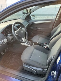 Opel Astra 2,0 dci 77 kw rok 2007 - 9
