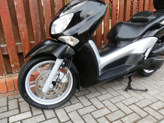 Yamaha X-city 125 i.e - 9