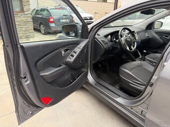 HYUNDAI iX35 1.6i 99KW 1.MAJIT,TAŽNÉ,PAR.KAMERA,VYHŘ.SEDADLA - 9