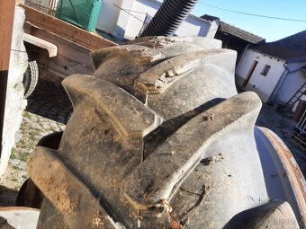 Dvojmontáže Case Maxxum 4ks pneu - 9