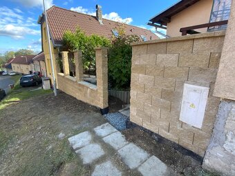 REKONSTRUUJEME BYTU A KOUPELNY, PLOTU, FASÁDY, BAZÉNY, TERAS - 9