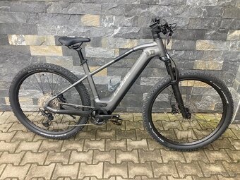 Horské elektrokolo Cube- rám XL - bat. 750wh - 9