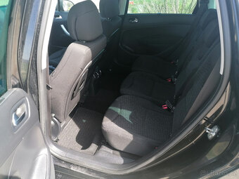 Peugeot 308 SW 1,6 HDi panorama - 9