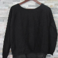 Elegantní černý svetr s kamínky - 9