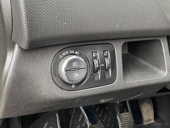 Opel Meriva 1.4T , 88 kW benzín, 2015 - 9