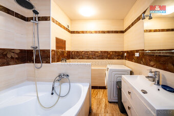 Prodej bytu 3+1, 66 m², Praha, ul. Hurbanova - 9