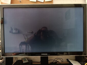 Funkční televize SAMSUNG 32“ (80 cm) + stojan TV - 9