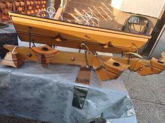 Dřevěný lustr - 9