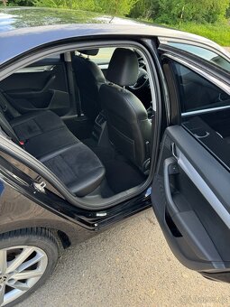 Škoda Octavia 1.6 TDI, 81kw, LED, Xenon, Navi, Výhřev sedade - 9