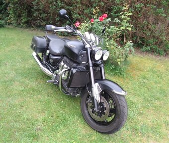 Triumph Rocket III Roadster r.v. 2011 - 9