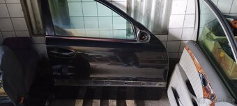 Prodam 4 dvere MB W211 kombi +zadni sedak - 9