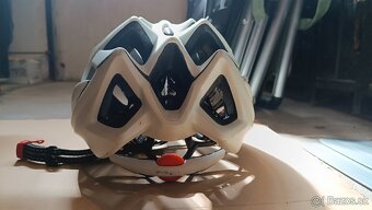 Prilba MET VELENO - 9
