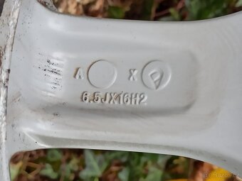 LETNÍ ALU kola 16“.. rozteč 5x112 .. ŠKODA OCTAVIA II, III. - 9