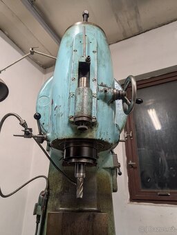 Frézka TOS FA 4V - 9