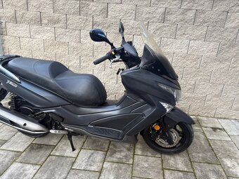 Kymco x town 300 2018 - 9